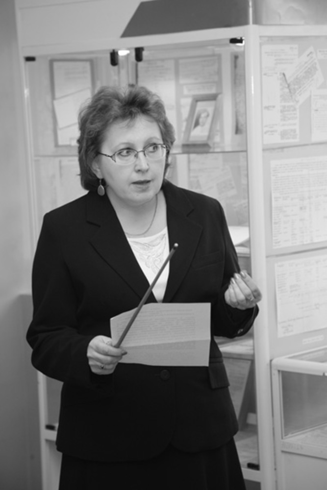 Татьяна Гутыра рассказывает об истории газеты.