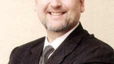 Кендрик Уайт, генеральный директор «Marchmont Capital Partners».