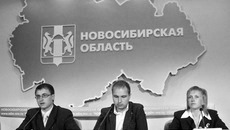 Михаил Камаев, начальник управления по делам молодёжи и ветеранов, Алексей Борисек, директор Фонда поддержки молодёжных инициатив, и Елена Гурова, участница форума «Селигер».