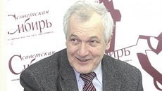 Профессор Василий Синенко. Фото Аркадия УВАРОВА