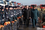 Глава региона Андрей Травников вместе с руководством ГУ МЧС России по Новосибирской области проверил готовность спасателей к приходу большой воды. Фото Алексея ТАНЮШИНА