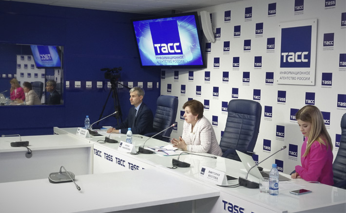 Программу «Технопрома-2021» презентовали заместитель губернатора Новосибирской области Ирина Мануйлова и министр науки
и инновационной политики региона Алексей Васильев. Фото: nso.ru