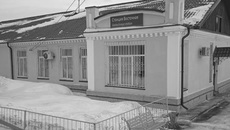 Вокзал на железнодорожной станции Восточная, где когда-то жил читатель газеты «Советская Сибирь» Владимир Аверин. Фото: Александр Строков