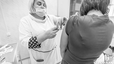 В регионе вакцинировано от коронавируса более 1,5 миллиона человек — с учетом переболевших коллективный иммунитет составляет 76 процентов. Фото: Андрей Заржецкий