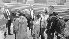 Сибиряки уверены, что во время каникул маленькие гости из Луганской Народной Рес-публики отдохнут, увидят много интересного и получат новые знания. Фото: nso.ru