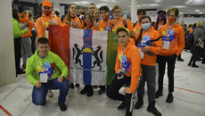 В 2021 году делегация Новосибирской области состояла из 15 ребят: девять студентов учились в Новосибирске, шесть получали профессиональное образование в районах. Фото: vk.com/wall-35493459_2615