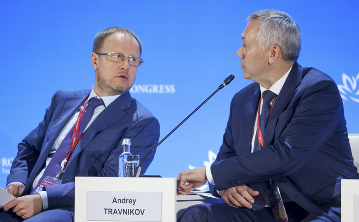 Губернатор Андрей Травников рассказал участникам форума о десятилетней истории цифровой трансформации экономики региона — возможно, наш опыт пригодится другим. Фото: forumvostok.ru