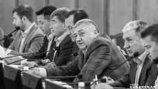 Бюджет региона сократился на 3,4 миллиарда — депутатам есть о чем задуматься. И в первую очередь о том, как грамотно перераспределить имеющиеся средства. Фото: Андрей Заржецкий