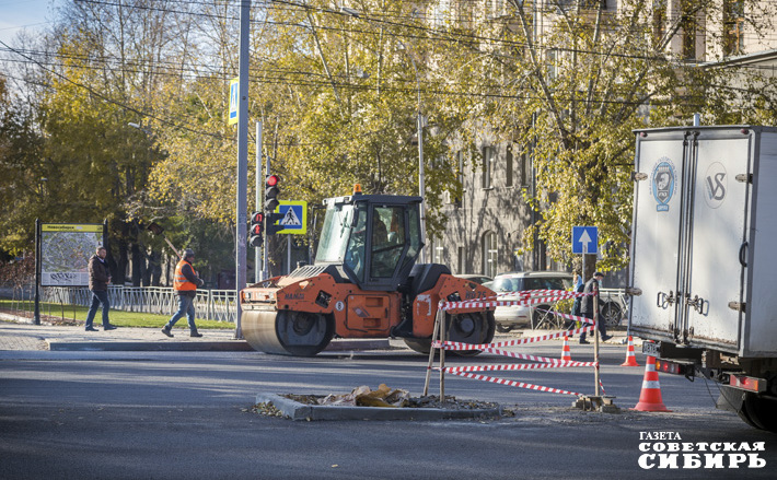 В Новосибирской агломерации процент дорог, соответствующих нормативным требованиям, достиг уровня 73,8. Фото: Андрей Заржецкий