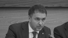 Дмитрий Асанцев считает, что в условиях, в которых находится сейчас государство, не нужно пышное празднование Нового года, даже несмотря на то, что Новосибирск в этом году — новогодняя столица России. Фото предоставлено пресс-службой Совета депутатов города Новосибирска