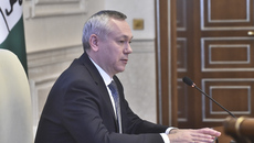 По словам губернатора Андрея Травникова, рост основных экономических показателей и, следовательно, собственных доходов региона дает возможность спокойной плановой работы в будущем году. Фото: nso.ru