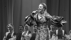 Выступление Варвары стало одним из самых запоминающихся на фестивале. Фото: mk.nso.ru