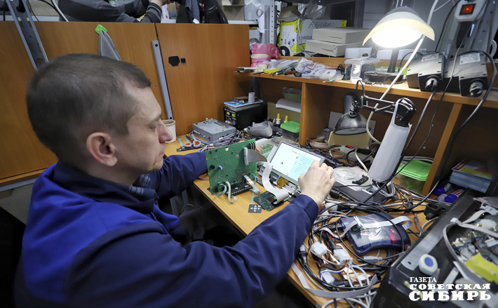 Новосибирское предприятие «Аэросоюз» в минувшем году получило более 30 миллионов рублей государственной поддержки — компания занимается внедрением цифровых технологий в сельском хозяйстве. Фото: Андрей Заржецкий