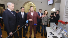 Университет путей сообщения ведет большую научную работу — губернатора Андрея Травникова ознакомили с наиболее перспективными разработками, которые могут принести реальную пользу экономике. Фото: nso.ru
