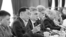 Члены социального комитета Законодательного собрания обратили внимание, что все выплаты — и прежние, и вновь назначенные — должны производиться вовремя. Фото: Андрей Заржецкий