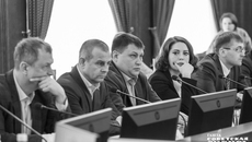 «Ароматная» проблема стоит перед регионом не первый год, но особых результатов пока не видно, и как решать ее, депутатам пока что непонятно. Фото: Андрей Заржецкий