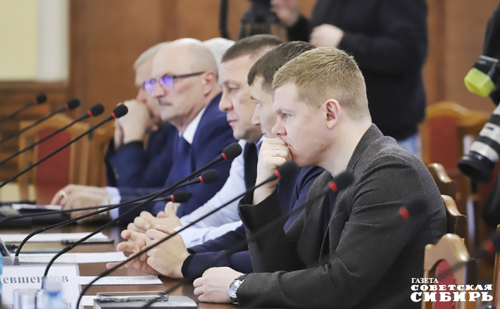 По мнению депутатов регионального парламента, в последние годы произошло вымывание кадров с сельских территорий, причем это касается как управленческой сферы, так и других отраслей. Фото: Андрей Заржецкий