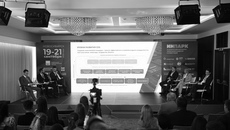 Презентация проекта по созданию первой в Новосибирской области ОЭЗ состоялась в ходе пленарной сессии «Развитие промышленной и сопутствующей инфраструктуры в целях устойчивого промышленного роста». Фото предоставлено пресс-службой министерства экономического развития Новосибирской области