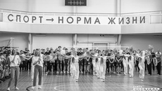 Заставить человека вести здоровый образ жизни невозможно, но можно создать для этого условия. Фото: Андрей Заржецкий
