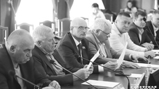 По мнению членов аграрного комитета Заксобрания региона, новый законопроект о предоставлении внеочередного права на получение земельного участка под застройку новым категориям льготников нуждается в доработке, но времени на это не так много. Фото: Андрей Заржецкий