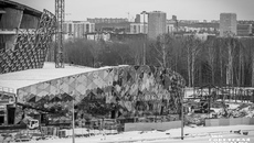 В числе реализованных производственных проектов предприятия — остекление зданий новой ледовой арены, Биотехнопарка, аэропорта Толмачёво, МВК «Новосибирск Экспоцентр» и многие другие. Фото: Андрей Заржецкий