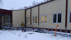 Новая врачебная амбулатория, которая к середине зимы должна принять первых пациентов, будет обслуживать жителей трех поселков Мичуринского сельсовета. Фото: nso.ru