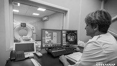 Для онкопациентов предусмотрена маршрутизация. В распоряжении государственной медицины есть все, что нужно для диагностики: от КТ и МРТ, эндоскопии и гистологии до иммуногистохимии и молекулярно-генетических исследований. Фото: архив ИД «Советская Сибирь»