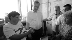 Добровольческая инициатива — наша сибирская традиция, которую земляки достойно продолжают. Помогают фронту каргатцы по зову сердца. Фото: nso.ru