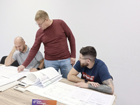 Военный в прошлом, производственник в настоящем!