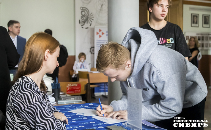 Выбор будущего места работы — вопрос серьезный, и лучше решать его заранее, до окончания учебы. Фото: Андрей Заржецкий