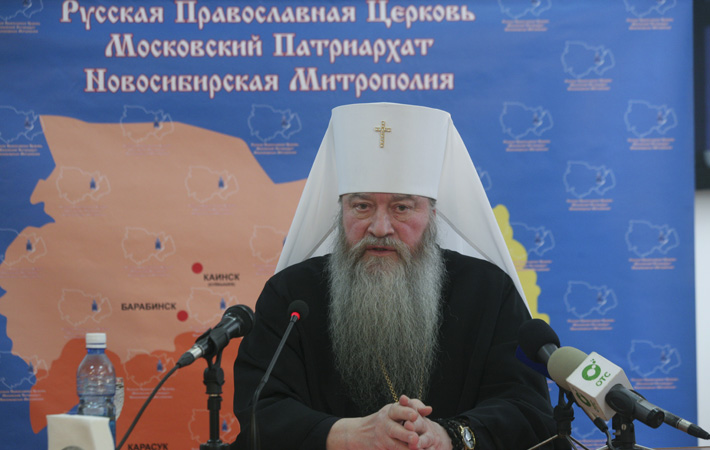 007-007-02.jpg