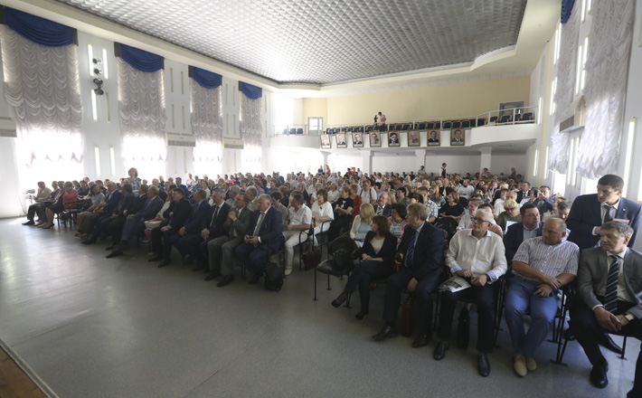 Фото с сайта правительства НСО