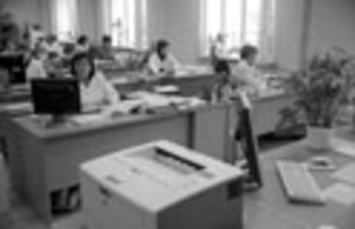 011-06.jpg