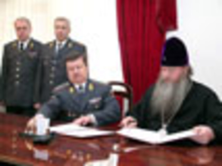 071-06.jpg