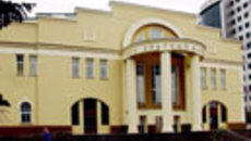 089-03.jpg