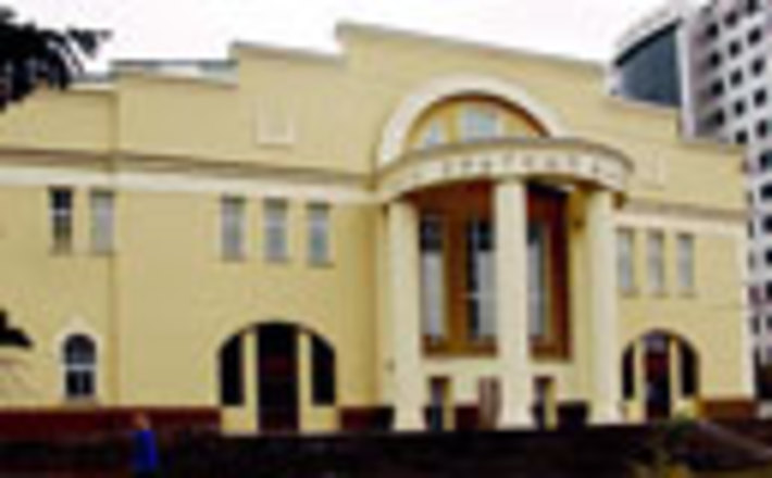 089-03.jpg