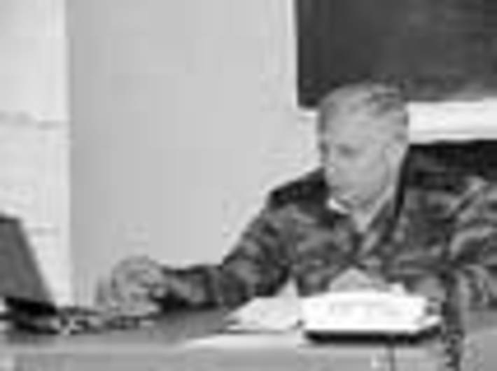 158-04.jpg