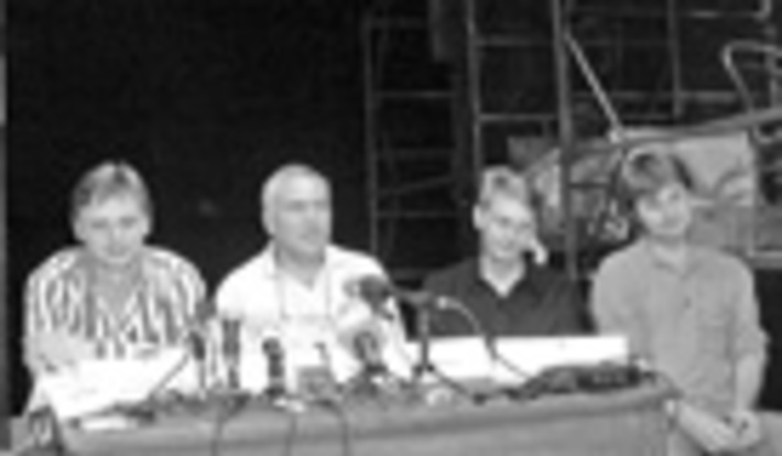 173-03.jpg