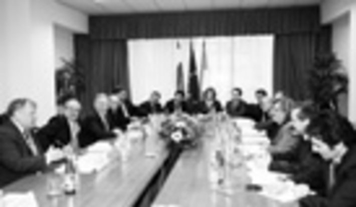 066-05.jpg