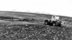 066-03.jpg