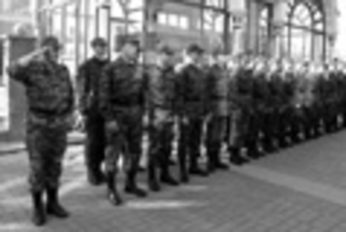 087-02.jpg