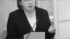 Татьяна Гутыра рассказывает об истории газеты.