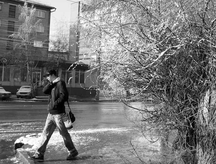 Щиплет первый морозец!