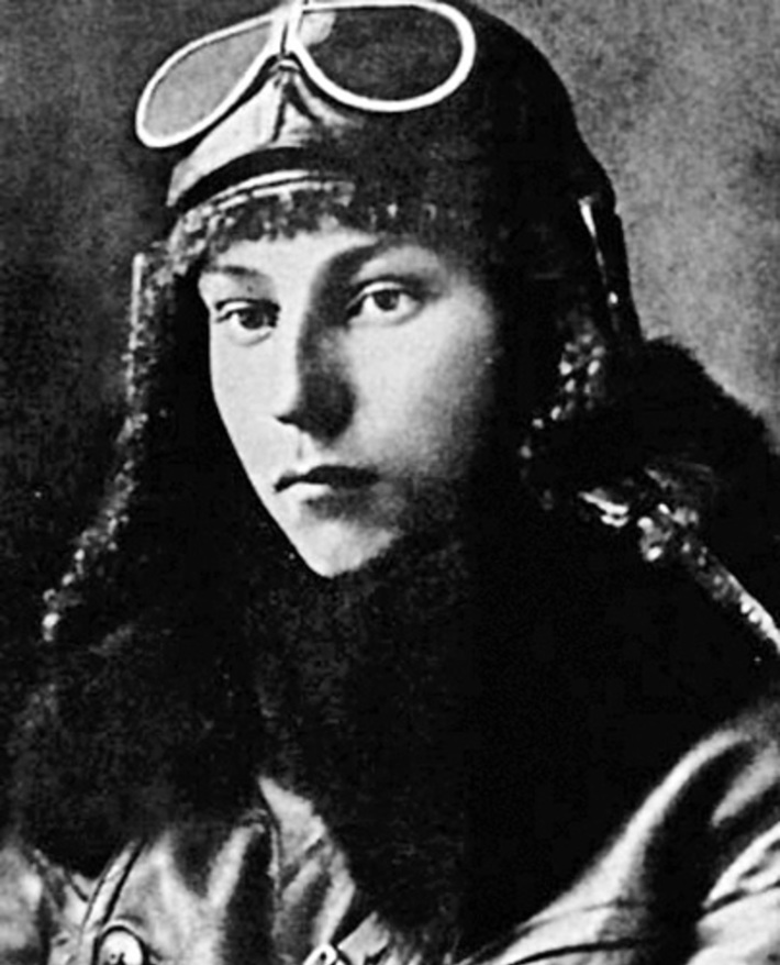 Он готовился не просто летать, он готовился воевать.