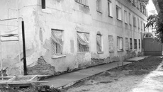 Один из домов в Бердске — «до» и «после» капремонта.