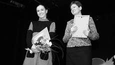 И победительница конкурса «Парадиз-2009» — балерина Елена Лыткина (слева), и вручавшая ей диплом лауреата кандидат искусствоведения Ирина Яськевич были счастливы, похоже, одинаково.