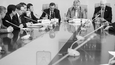Идет обсуждение проекта соглашения «За честные выборы».