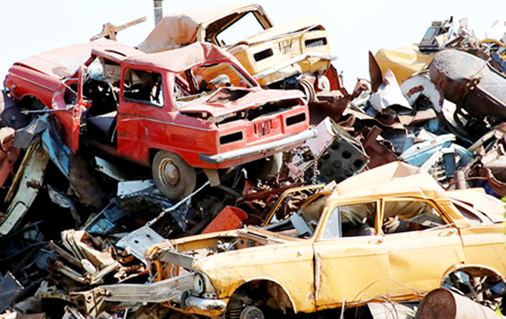 Программа утилизации старых автомобилей будет запущена в России с 8 марта.