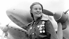 Мария Ивановна Долина — заместитель командирa эскадрильи 125-го гвардейского бомбардировочного авиационного полка 4-й гвардейской бомбардировочной авиационной дивизии 1-го гвардейского бомбардировочного авиационного корпуса 3-й воздушной армии 1-го Прибалтийского фронта, гвардии капитан.