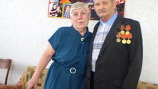 Колотовы в новой квартире.